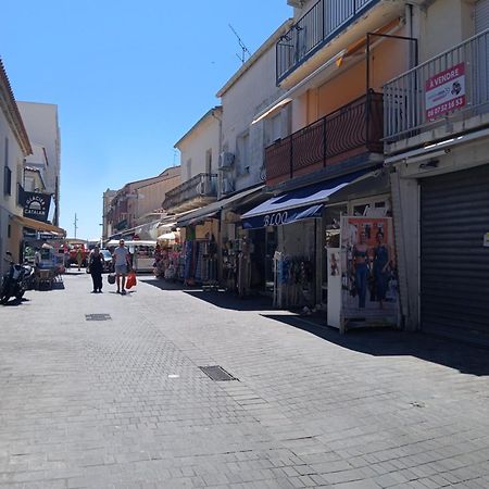 Appartement Centre Ville A Deux Pas De La Plage Le Grau-du-Roi Kültér fotó