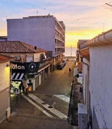 Appartement Centre Ville A Deux Pas De La Plage Le Grau-du-Roi Kültér fotó